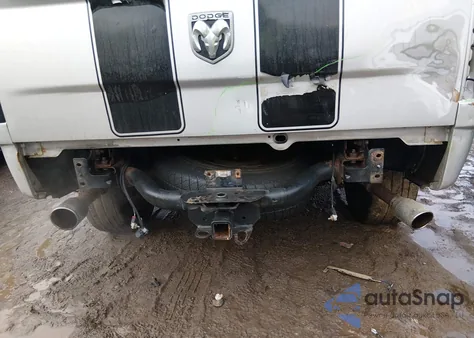 2010 Dodge Ram 1500 Slt/Sport/Trx z USA, uszkodzony, nr VIN 1D7RV1GTXAS187340